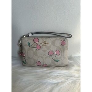 Coach Heart Cherry Corner Zip Wristlet Signature Canvas Khaki CF398 New